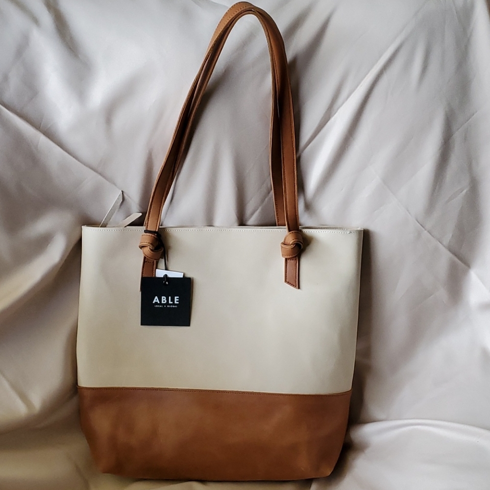 NWT Able Rachel Zip Tote in Bone + Whiskey